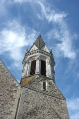 Fototapeta na wymiar en haut du clocher