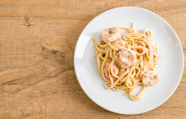 fettuccini pasta with shrimp
