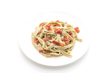 spinach fettuccini pasta with bacon