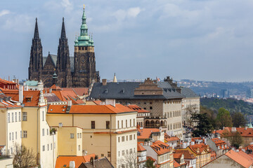 Obraz premium The view of Prague castle and St. Vitus Cathedral in Prague