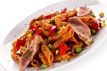 Pasta with meat and tomato sauce