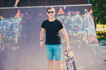 Naklejka na ściany i meble man on a skateboard