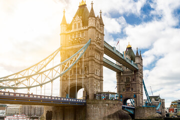 Fototapeta na wymiar Tower Bridge in London on the golder hour, London, UK.