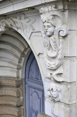 sculpture de façade