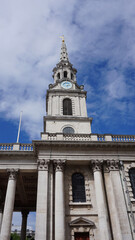 Fototapeta na wymiar Photo of iconic Trafalgar square, London, United Kingdom