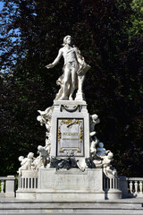 Mozart Denkmal Wien