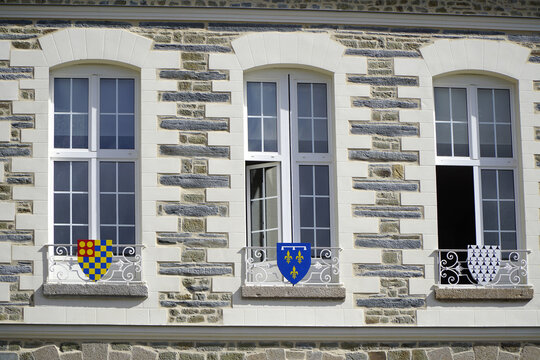 blasons sur les fen&ecirc;tres