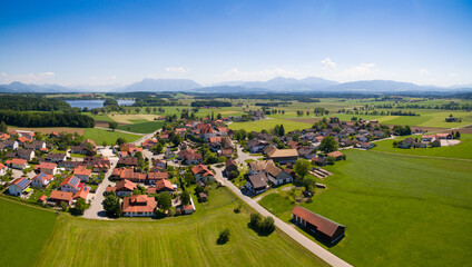 Panorama-Luftbild: Leobendorf, Bayern, im Sommer
