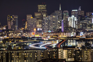 Fototapeta premium A view of the city at night