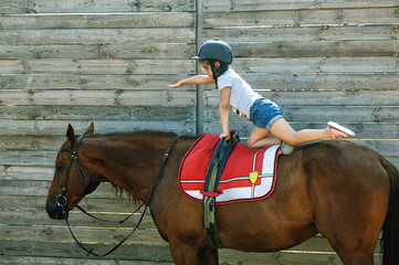girl on horse , horse riding lessons