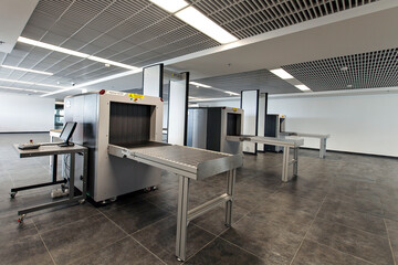 Scanner for things of passengers at the airport