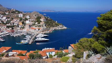 Naklejka premium Photo of picturesque island of Hydra on a spring morning, Saronic Gulf, Greece
