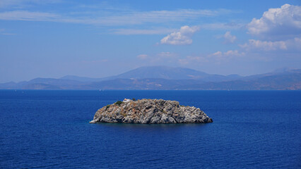 Obraz premium Photo of picturesque island of Hydra on a spring morning, Saronic Gulf, Greece