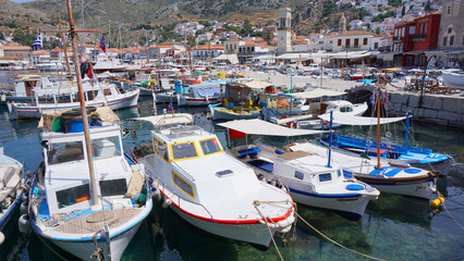 Obraz premium Photo of picturesque island of Hydra on a spring morning, Saronic Gulf, Greece