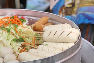 steamed meatballs and sausage