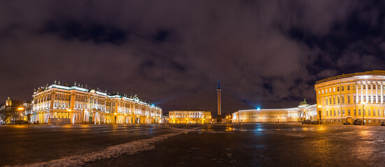 Fototapeta na wymiar The Palace square