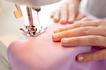 sewing machine presser foot stitching fabric
