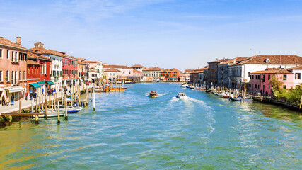 Fototapeta na wymiar The island of Murano in Venice, Italy