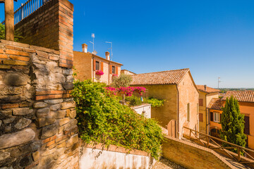 Fototapeta na wymiar roofs of Italian village