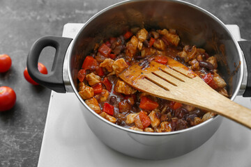 Pot with chili turkey, closeup