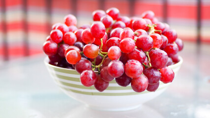 Red grapes, bio