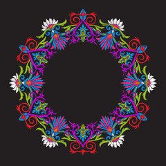 Embroidery with vintage decorative elements 