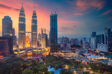 Kuala Lumpur. Cityscape image of Kuala Lumpur, Malaysia during sunset. - obrazy, fototapety, plakaty