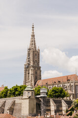 Naklejka premium Bern, Stadt, Altstadt, Berner Münster, Münster, Kirche, Altstadthäuser, Stadtrundgang, historische Häuser, Frühling, Sommer, Schweiz