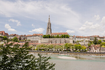 Bern, Stadt, Altstadt, Münster, Berner Münster, Kirche, Aare, Fluss Schwellenmätteli, Matte, Hauptstadt, Spazierweg, Frühling, Sommer, Schweiz