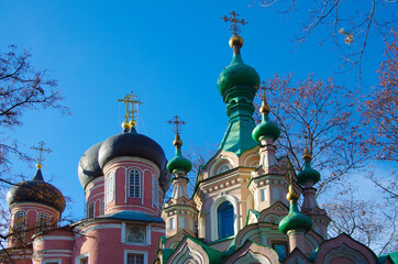 Fototapeta na wymiar Donskoy Monastery is a major monastery in Moscow