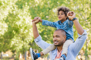 Black father and son vision © Rido
