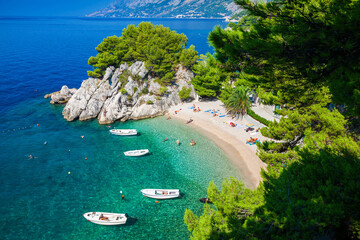 small Podrace beach in Brela © Anna Lurye