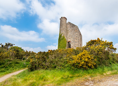 Dolcoath Mine, Harriet's Shaft Pumping Engine House at Pengegon, Camborne, Cornwall was built in 1860 to house a 60in Beam Engine supplied by Perran Foundry.