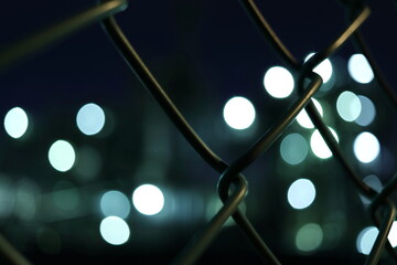 夜景と柵