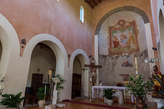 Teano CE, chiesa di San Paride ad Fontem
