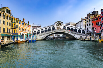 De Rialtobrug in Venetië