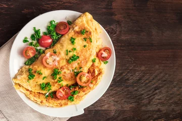 Fototapeten Omelett mit Petersilie, Kirschtomaten und Exemplar © laplateresca