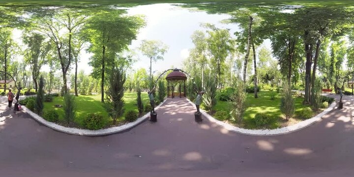 360 video summerhouse in the park