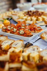 Canape set table