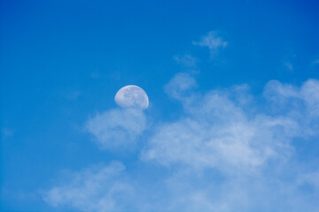 Day moon