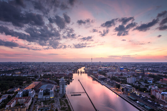 Berlin Skyline Treptow Friedrichshain