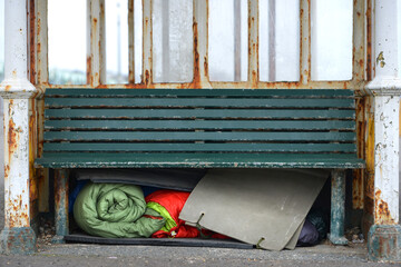 Homeless - 157944009