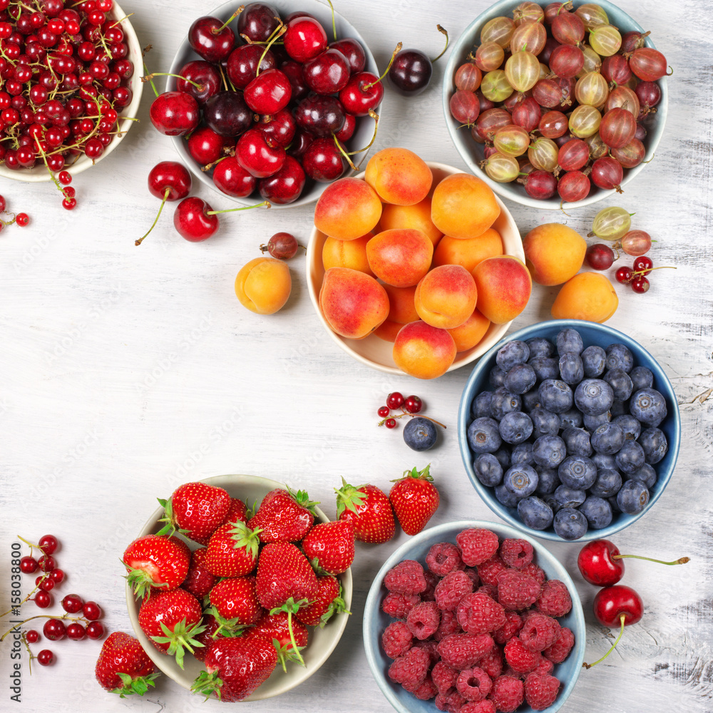 Sticker Various fruits in bowls