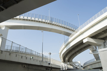 Fototapeta premium Crossing road and blue sky