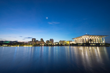 Naklejka premium Blue hour over Tuanku Mizan Zainal Abidin Mosque. Also known as Iron Mosque, the Mizan mosque is the second principal mosque in Putrajaya, Malaysia
