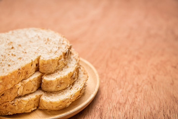 whole wheat bread, bio ingredients, very healthy