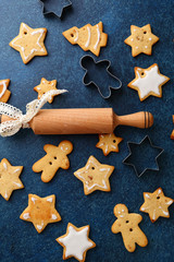 Baking christmas cookies