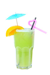 Tropical green cocktail (rom, liqueur, lemon fresh)