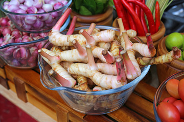 Fresh galangal.