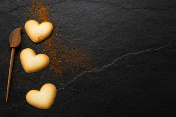 Obraz premium space background heart cookie on marble